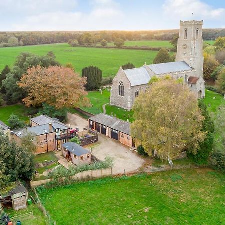 Hayloft And Shepherds Hut In Norfolk Broads With Fire Pit And Bbq From Ginger And Gold Ranworth Exterior foto